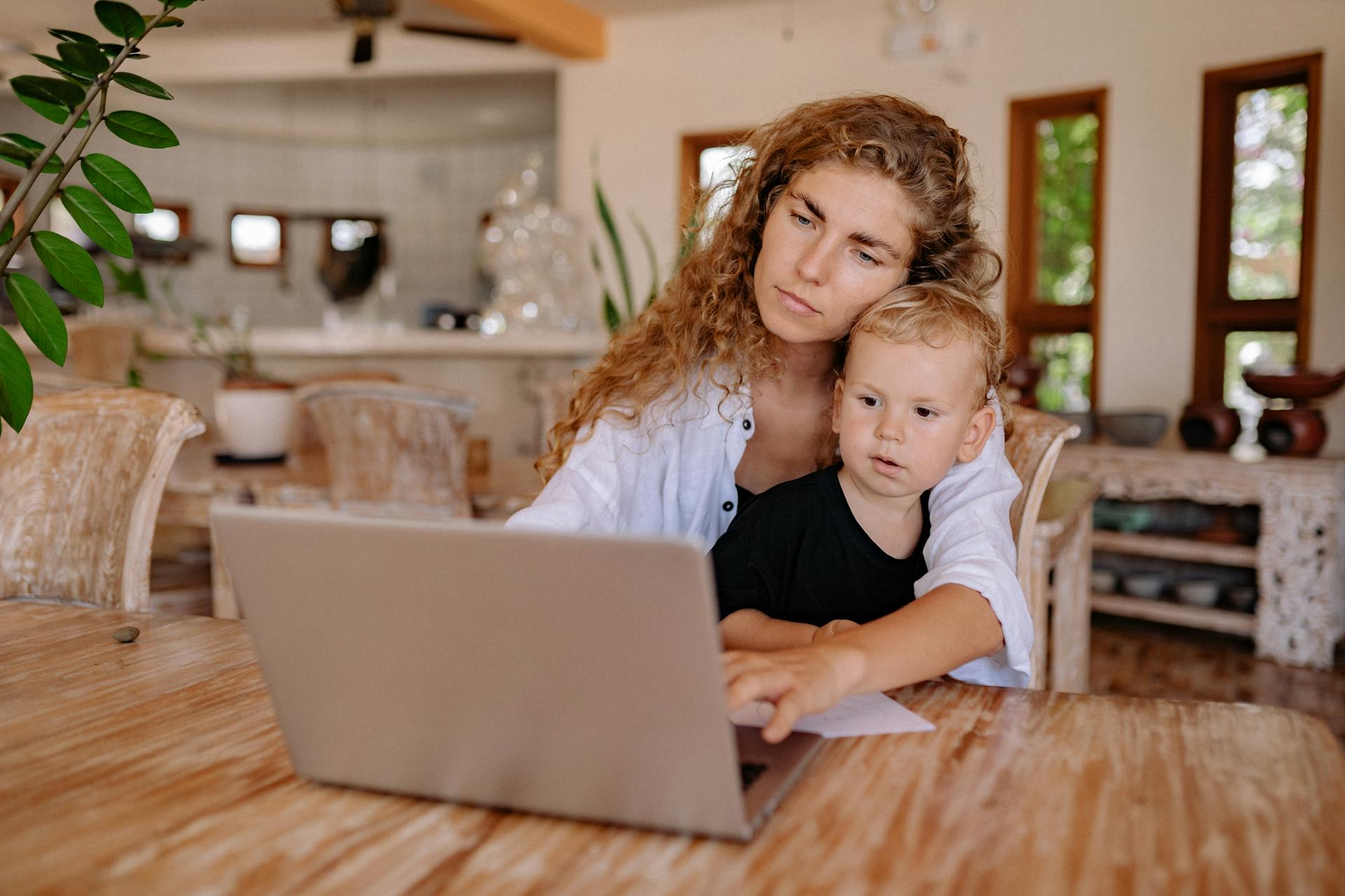 Career Change at 40 in the UK: How to Find Work-Life Balance Career Change at 40 in the UK: How to Find Work-Life Balance